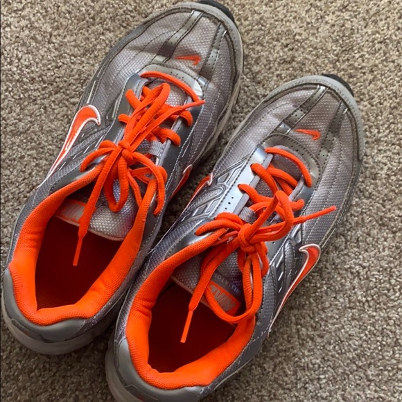 ladies orange tennis shoes